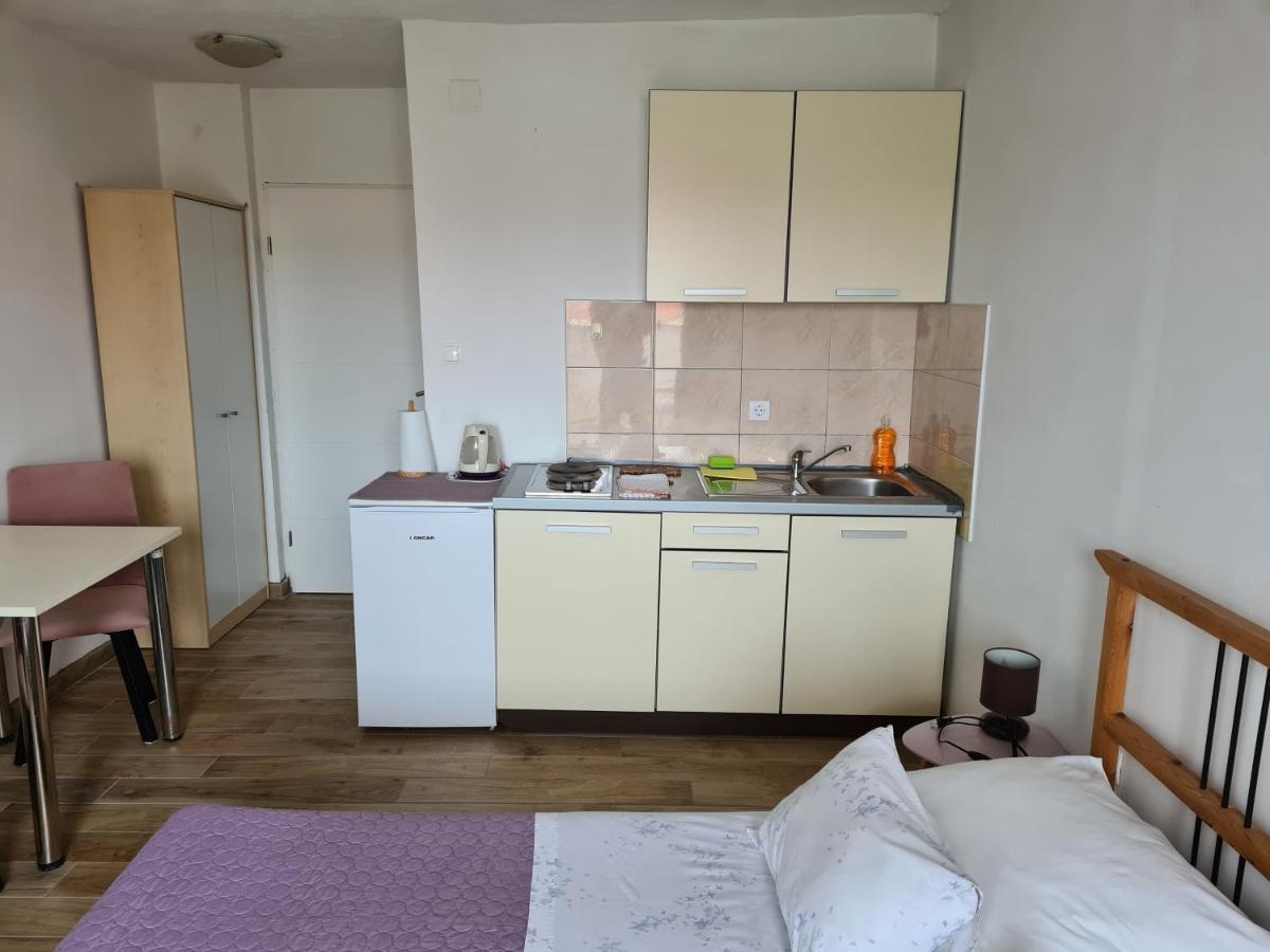 Appartamento Milka Zara Esterno foto