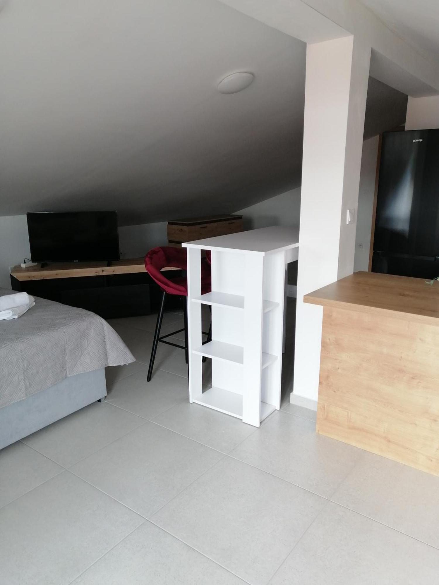 Appartamento Milka Zara Esterno foto