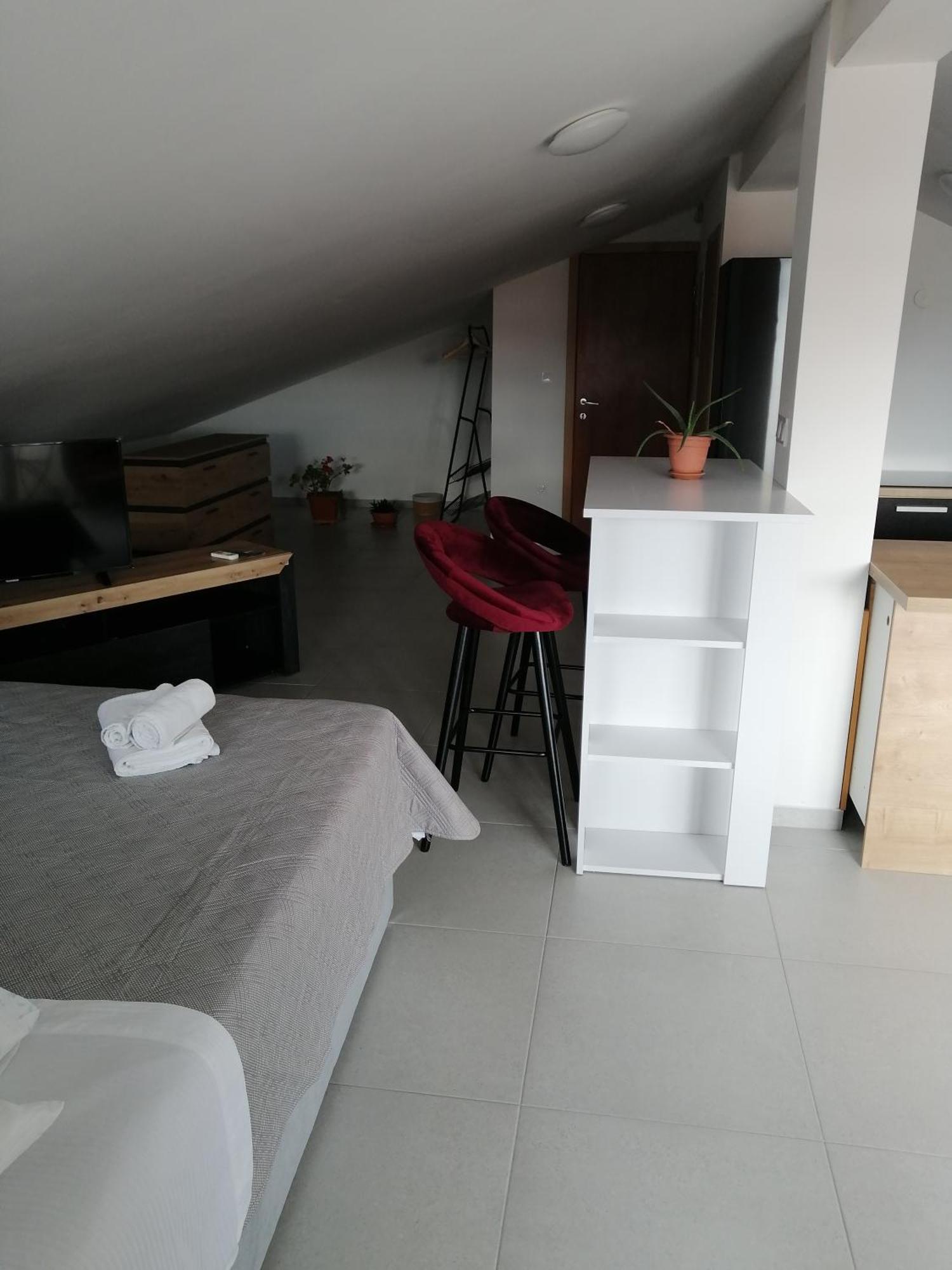 Appartamento Milka Zara Esterno foto