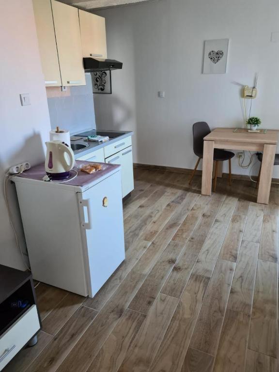 Appartamento Milka Zara Esterno foto